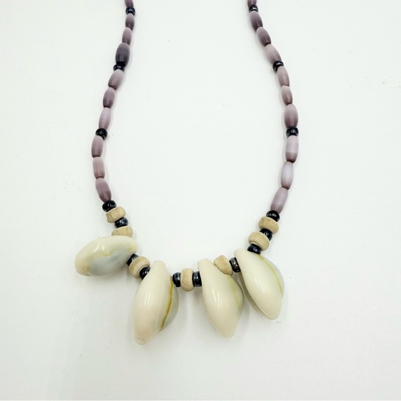 Vintage 80s Cat’s Eye Beads Cowrie Shell Necklace - Picture 4 of 10
